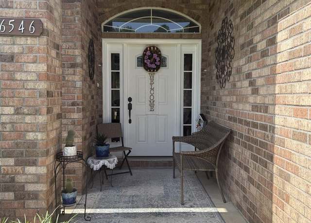 Property at 6546 Bellingham St, Navarre, FL 32566, 4 beds, 2 baths