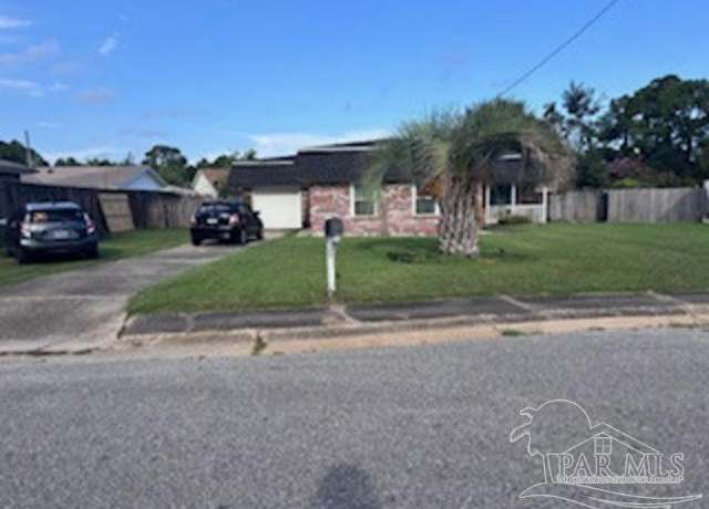 Property at 8128 Polara Ct, Pensacola, FL 32506, 3 beds, 2 baths