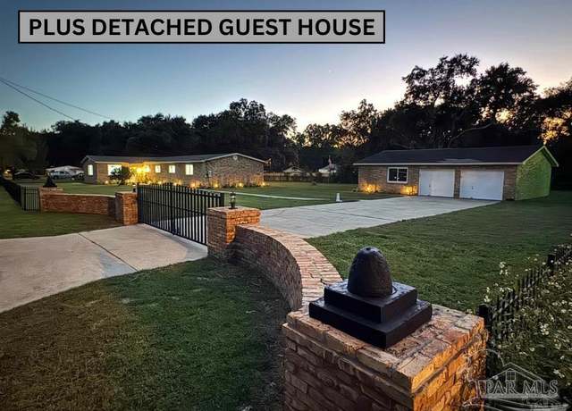 Property at 4731 Live Oak Ln, Pace, FL 32571, 4 beds, 3 baths