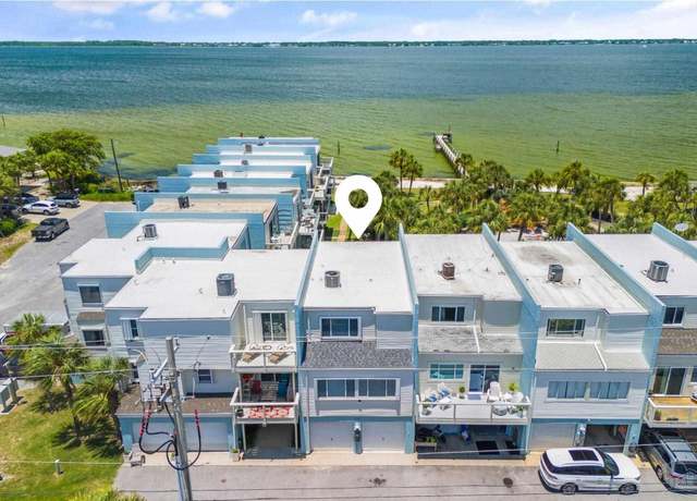 Property at 1511 Via Deluna Dr, Pensacola Beach, FL 32561, 4 beds, 4 baths