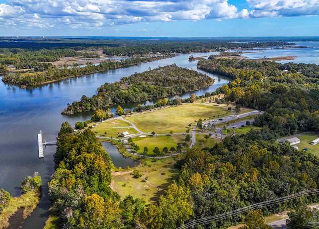 Property at 0000 Ella St, Bagdad, FL 32583