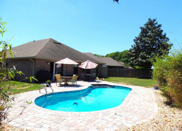 Property at 4794 Hilarita Cir, Pace, FL 32571, 4 beds, 2 baths