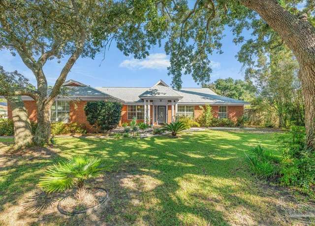 Property at 404 Bay Oaks Dr, Pensacola, FL 32506, 3 beds, 2 baths