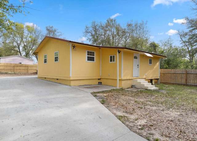 Property at 1210 W Gonzales St, Pensacola, FL 32501, 3 beds, 2 baths