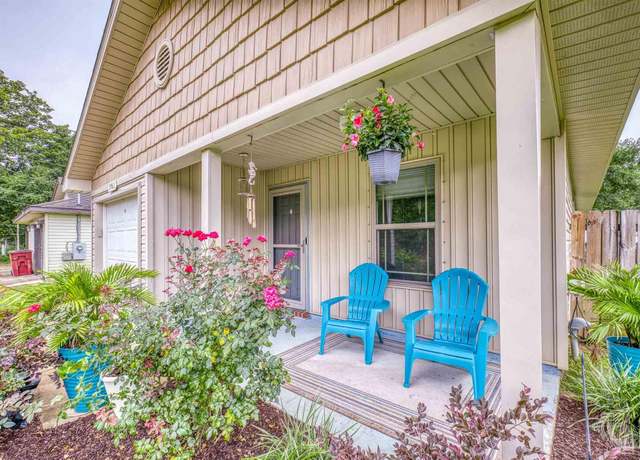 Property at 3963 Edgefield St, Pace, FL 32571, 3 beds, 2 baths