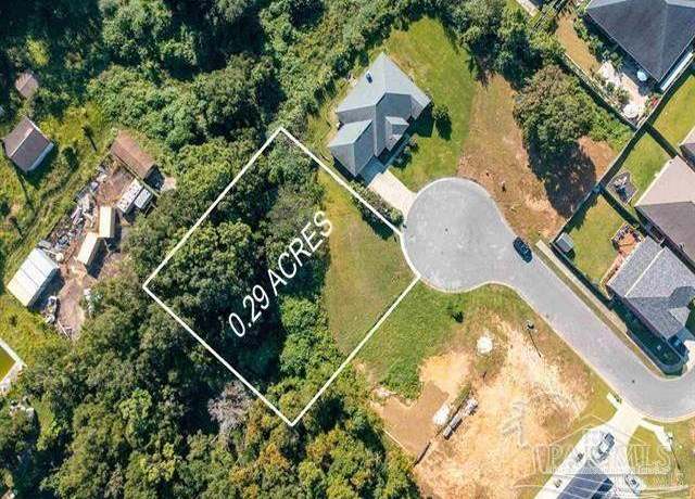 Property at 675 Farmington Rd, Pensacola, FL 32504