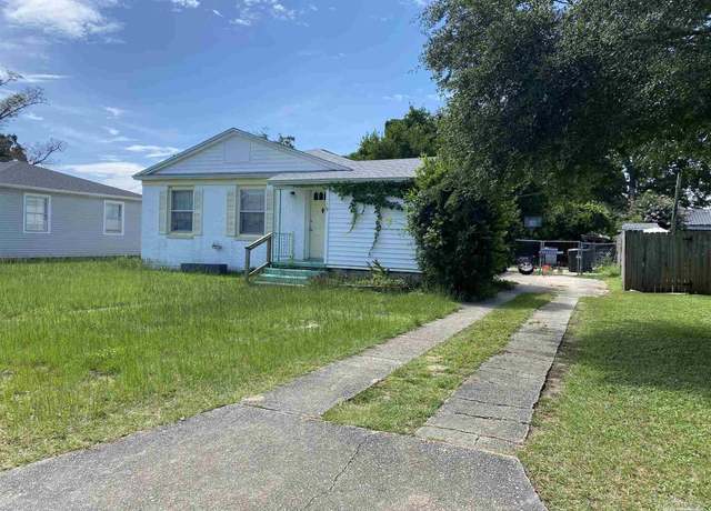 Property at 213 Bryant Rd, Pensacola, FL 32507, 3 beds, 1 bath