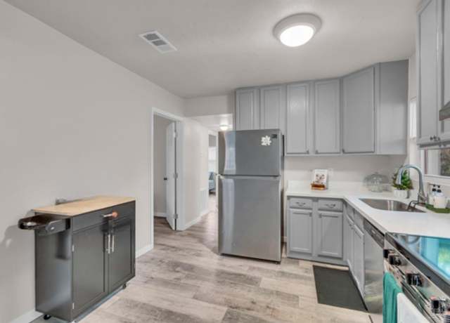 Property at 4918 Lillian Hwy, Pensacola, FL 32506, 3 beds, 2 baths