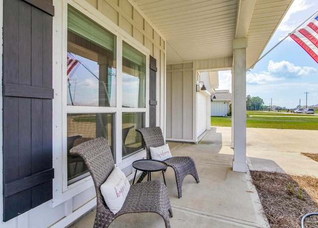 Property at 2651 Ten Mile Rd, Pace, FL 32571, 4 beds, 3 baths