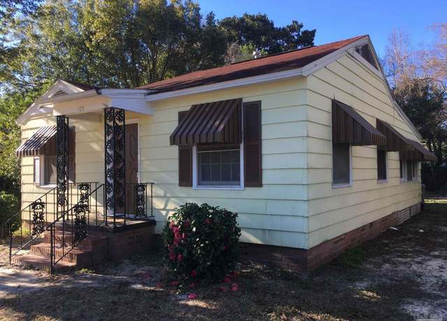 Property at 105 SE Kalash Rd, Pensacola, FL 32507, 3 beds, 1 bath