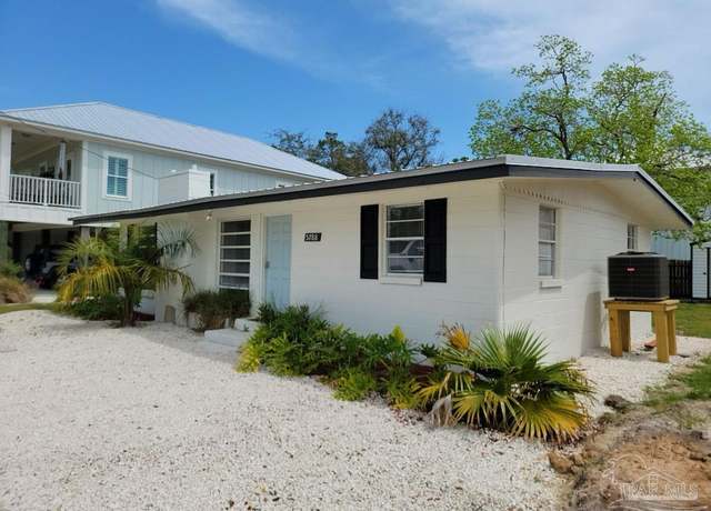 Property at 5788 Pensacola Ave, Orange Beach, AL 36561, 3 beds, 1 bath