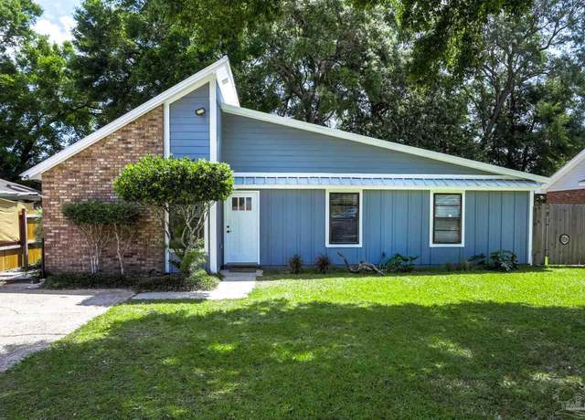 Property at 7402 Viewcrest Dr, Pensacola, FL 32504, 3 beds, 2 baths