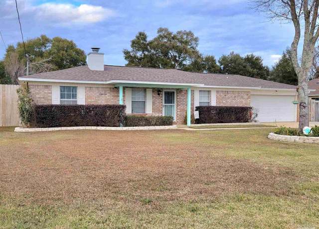 Property at 6716 Greenwell St, Pensacola, FL 32526, 3 beds, 2 baths