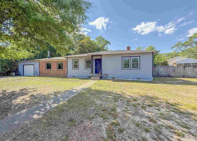 Property at 6668 Maple St, Milton, FL 32570, 3 beds, 2 baths