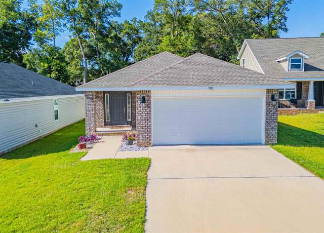 Property at 7081 Sonny Dr, Pensacola, FL 32504, 3 beds, 2 baths