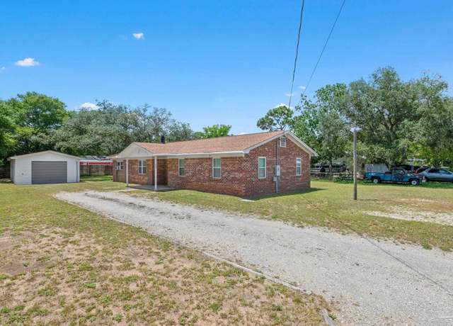 Property at 5621 Galvez Rd, Pensacola, FL 32507, 4 beds, 2 baths