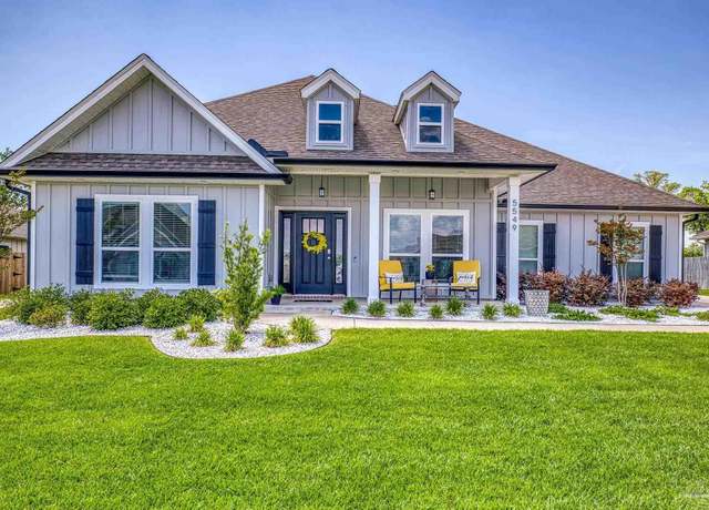 Property at 5549 Blake Ln, Pace, FL 32571, 5 beds, 3 baths