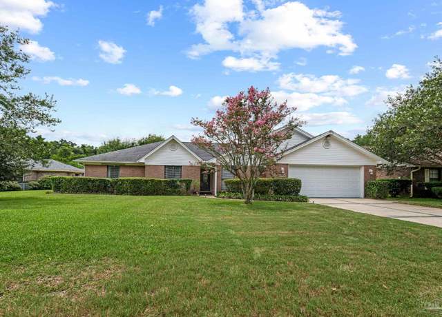 Property at 8573 Westview Ln, Pensacola, FL 32514, 3 beds, 2 baths