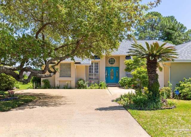 Property at 421 Emerald Pointe Dr, Mary Esther, FL 32569, 3 beds, 2 baths