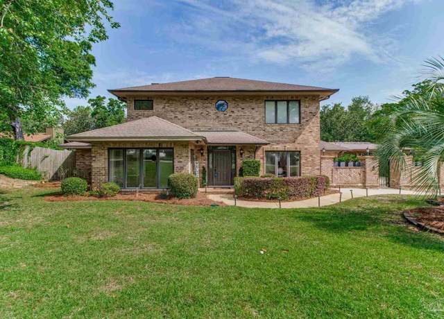 Property at 10165 Noriega Ln, Pensacola, FL 32514, 5 beds, 3.5 baths