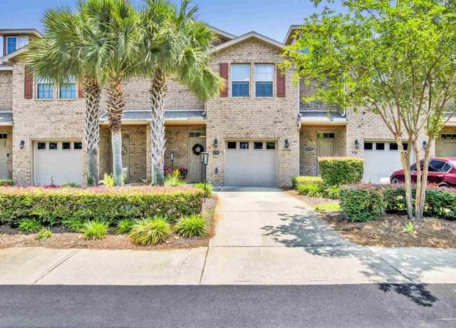 Property at 8790 Brown Pelican Cir, Navarre, FL 32566, 3 beds, 2.5 baths