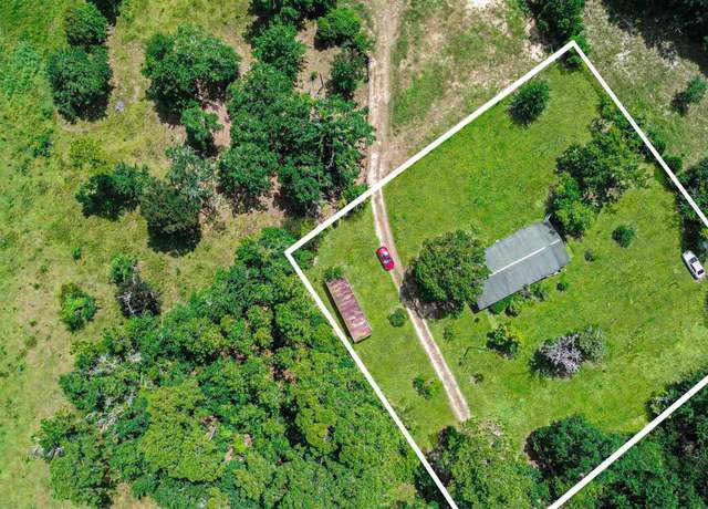 Property at 7106 Mccray Rd, Milton, FL 32583, 2 beds, 1 bath