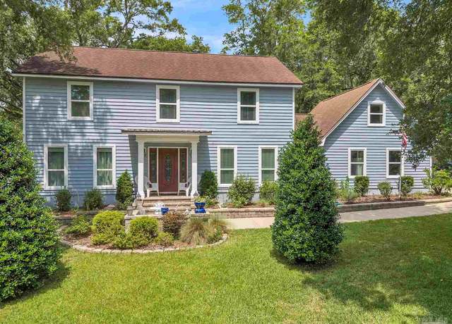 Property at 9732 Quail Hollow Blvd, Pensacola, FL 32514, 4 beds, 2.5 baths