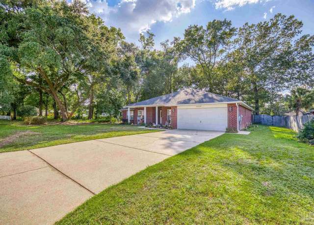 Property at 3259 Moss Pt Ln, Cantonment, FL 32533, 4 beds, 2 baths