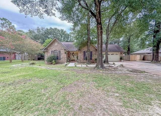 Property at 6108 Arnies Way, Milton, FL 32570, 3 beds, 2 baths