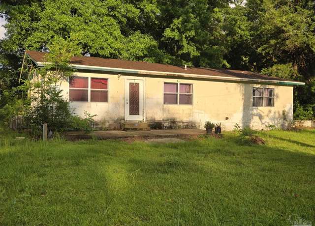 Property at 35 N Cypress St, Walnut Hill, FL 32568, 3 beds, 2 baths