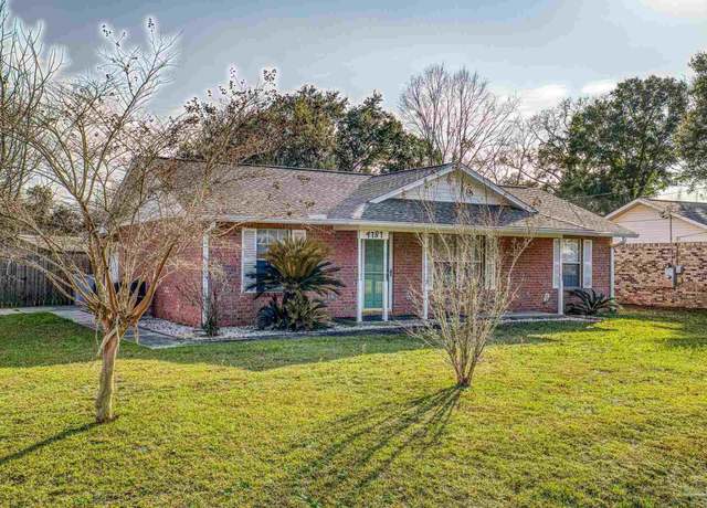 Property at 4787 Patriot Dr, Pace, FL 32571, 3 beds, 2 baths