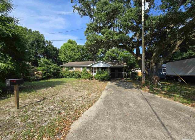 Property at 236 Brigadier Dr, Pensacola, FL 32507, 3 beds, 1.5 baths