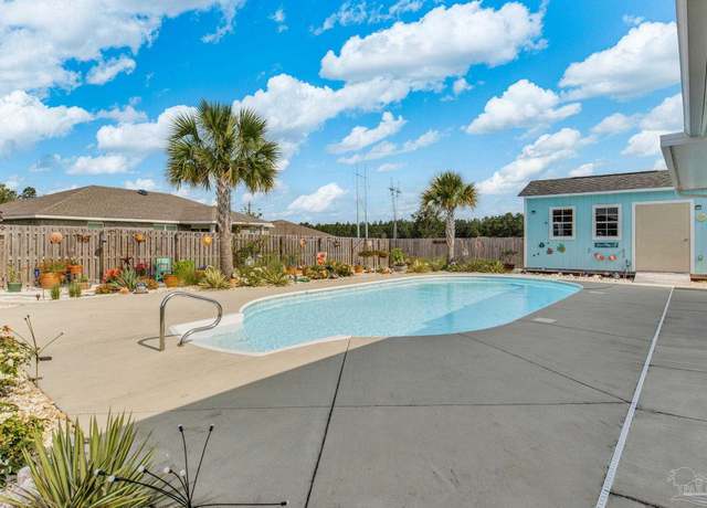 Property at 5935 Preservation Blvd, Milton, FL 32570, 4 beds, 2 baths