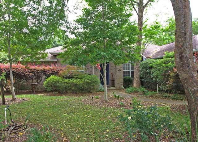 Property at 5893 Chi Chi Cir, Milton, FL 32570, 3 beds, 3 baths