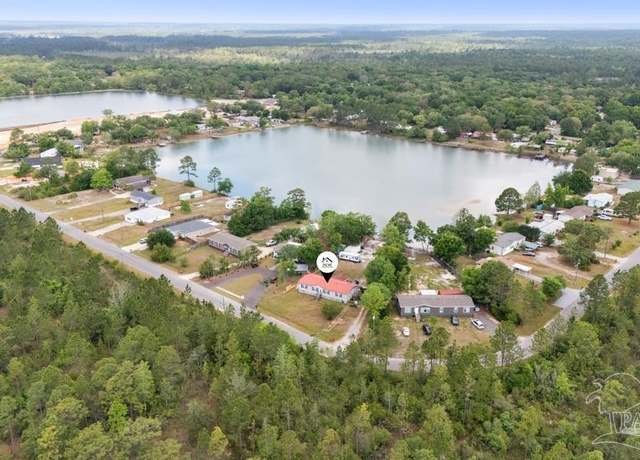 Property at 7988 Twin Lake Dr, Milton, FL 32583, 3 beds, 2.5 baths