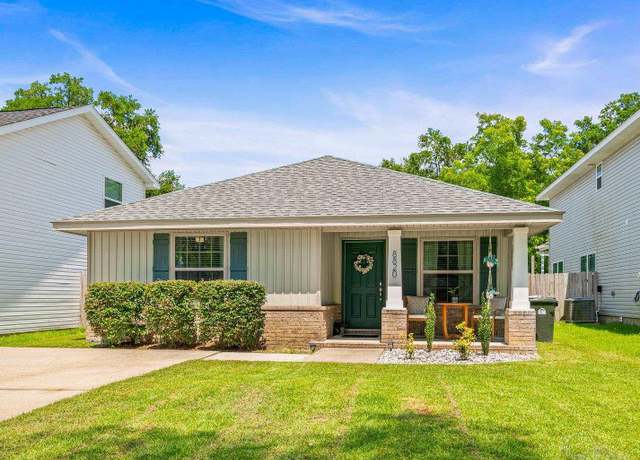 Property at 8820 Smiley Ct, Pensacola, FL 32514, 3 beds, 2 baths