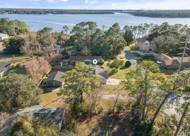 Property at 498 Lownde Ave, Pensacola, FL 32507, 3 beds, 2 baths