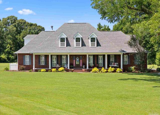 Property at 6619 Allison Way, Pace, FL 32571, 4 beds, 3.5 baths