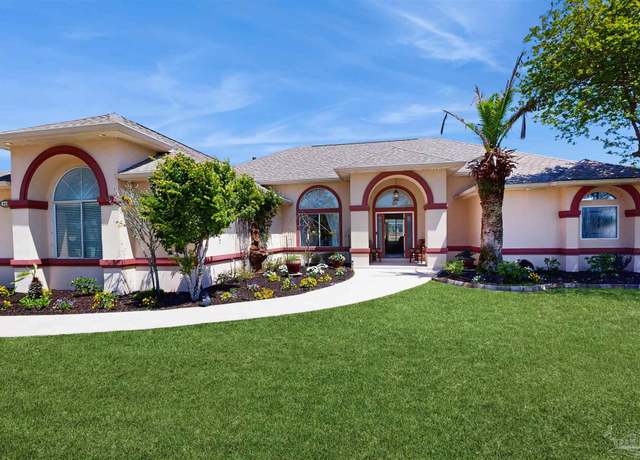 Property at 400 Palm Lake Dr, Pensacola, FL 32507, 4 beds, 2.5 baths