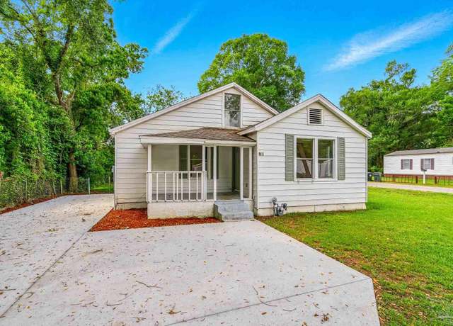 Property at 61 E Ensley St, Pensacola, FL 32534, 3 beds, 2 baths