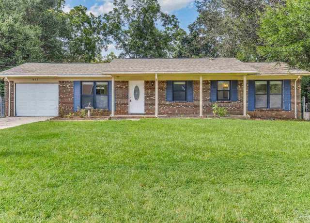 Property at 1422 Starlight Dr, Cantonment, FL 32533, 4 beds, 2 baths