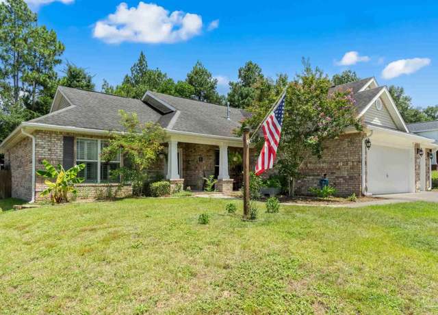 Property at 3018 Crown Creek Cir, Crestview, FL 32539, 4 beds, 2.5 baths