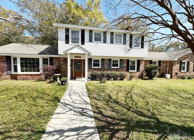 Property at 6210 Maybelle Dr, Pensacola, FL 32504, 4 beds, 3.5 baths