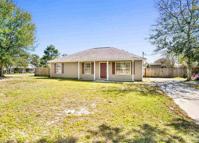 Property at 1411 Little Duck Cir, Gulf Breeze, FL 32563, 3 beds, 2 baths