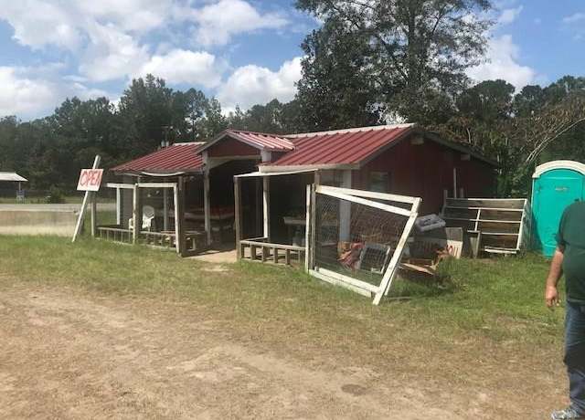 Property at 3292 Main St, Vernon, FL 32462