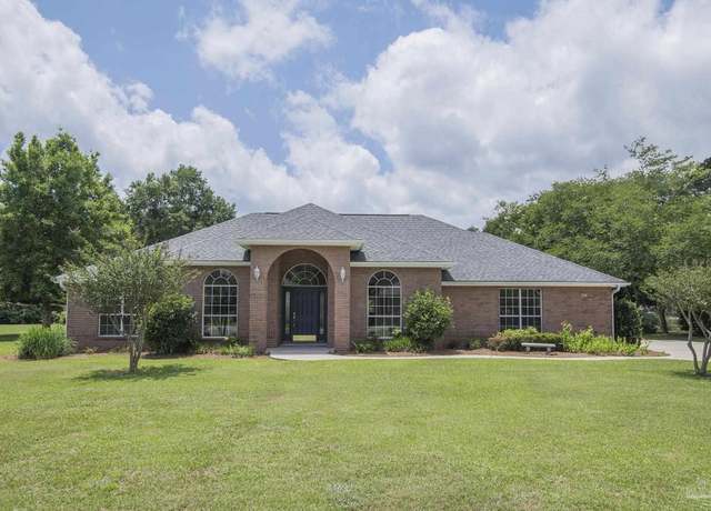 Property at 3221 Cobblestone Dr, Pace, FL 32571, 3 beds, 2 baths