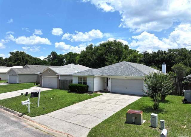 Property at 5385 Cherub Cir, Milton, FL 32583, 3 beds, 2 baths