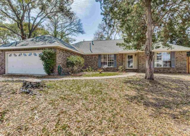 Property at 516 Long Lake Dr, Pensacola, FL 32506, 3 beds, 2 baths