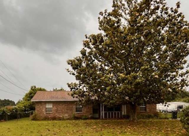 Property at 7763 Helms Rd, Pensacola, FL 32526, 3 beds, 2 baths