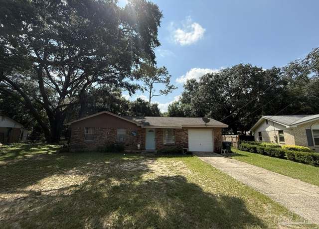 Property at 4881 La Ceiba Dr, Pensacola, FL 32526, 3 beds, 1.5 baths